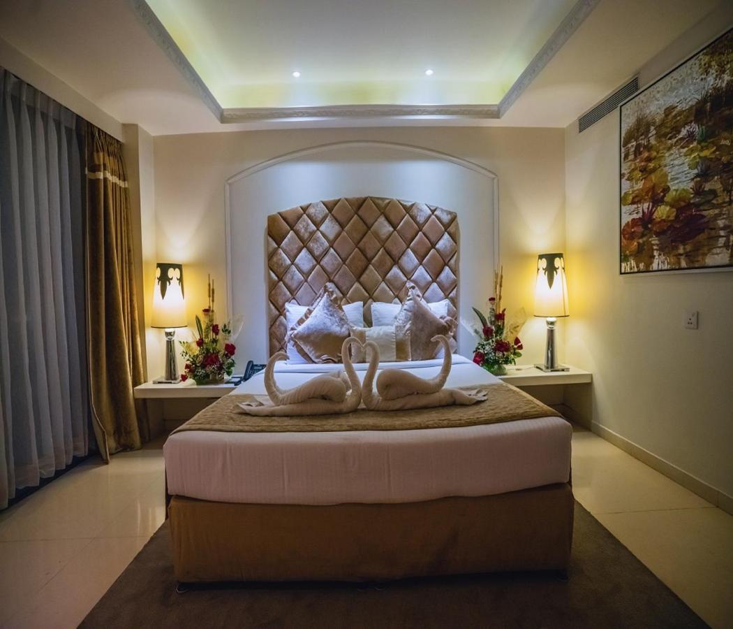 Barsana Hotel & Resort Силигури Экстерьер фото