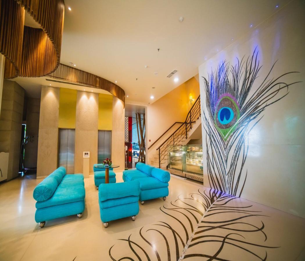 Barsana Hotel & Resort Силигури Экстерьер фото